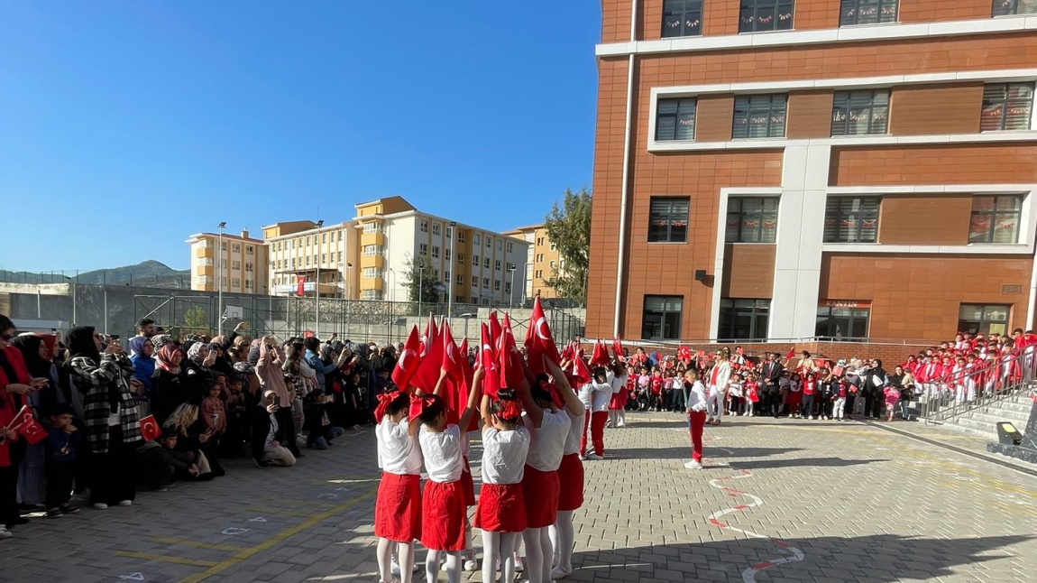 Cumhuriyetimizin 101. Yılı Okulumuzda Çoşkuyla Kutlandı